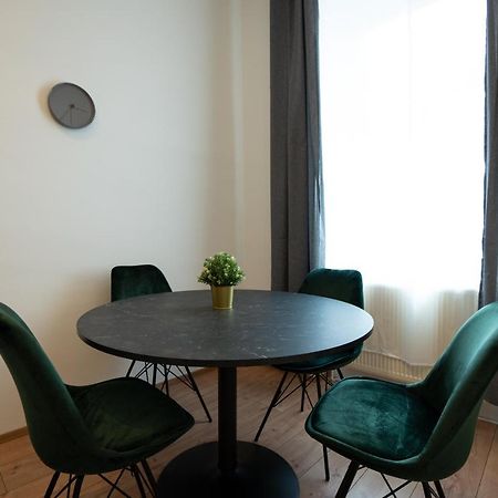 Lovely 1-Bedroom Apartment Next To Praterstern Wien Exterior foto