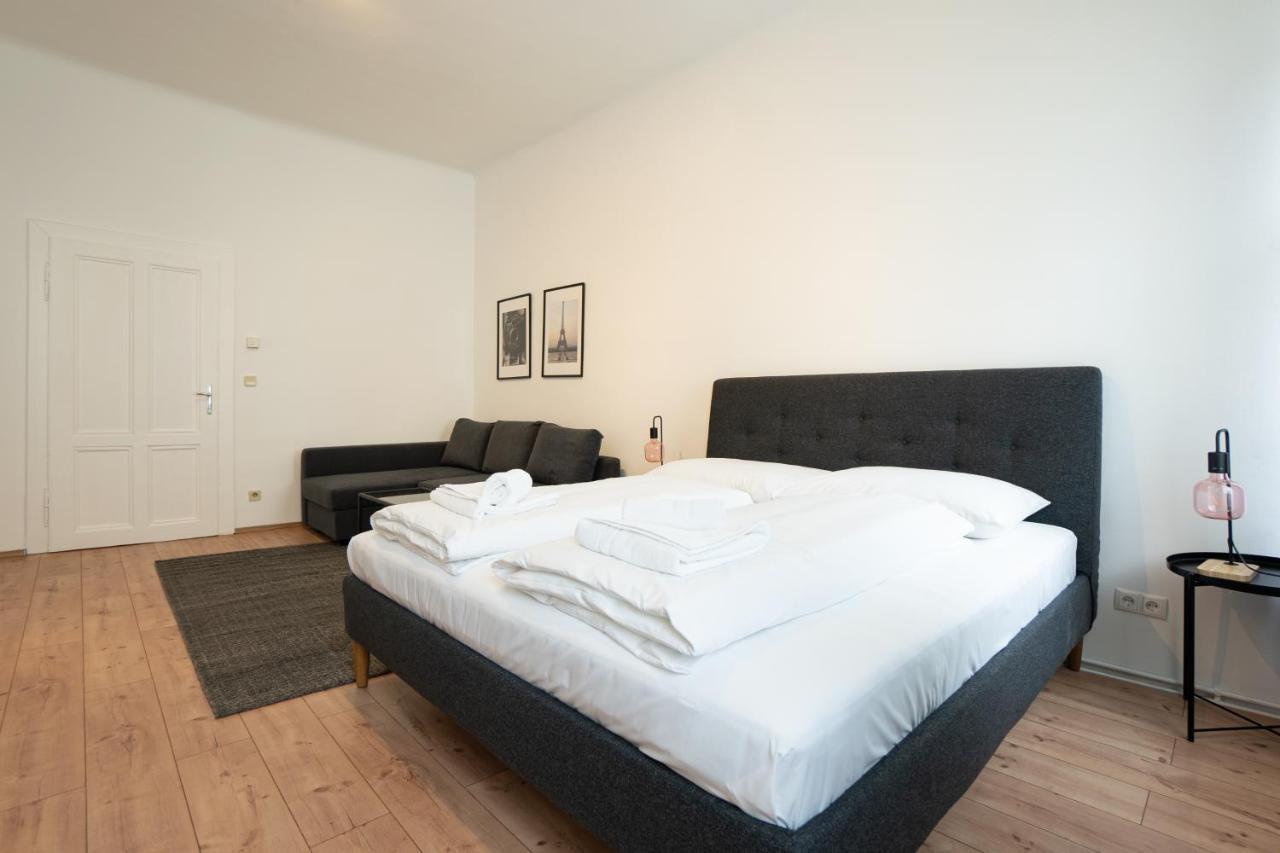Lovely 1-Bedroom Apartment Next To Praterstern Wien Exterior foto